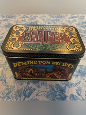 Vintage 1970s Remington Recipes Tin Box with 120+ Original Cooking Cards